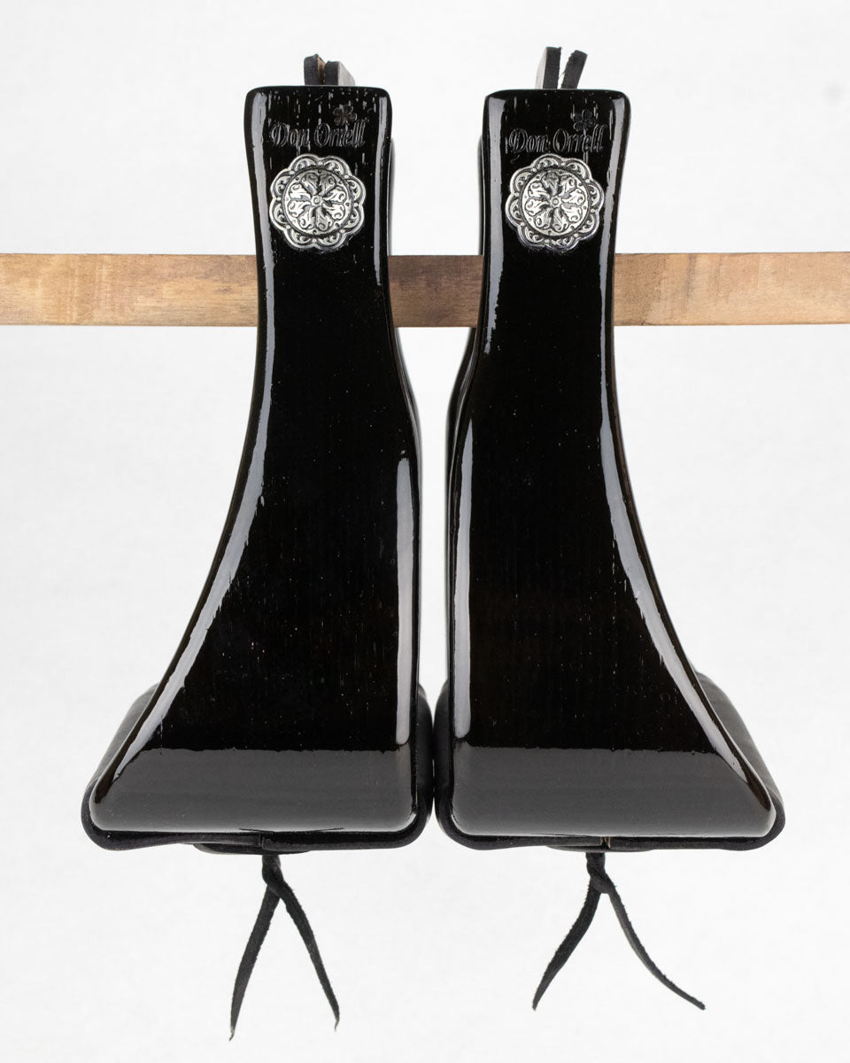 Angled Offset - 3.5" Gloss Black [Conchos]